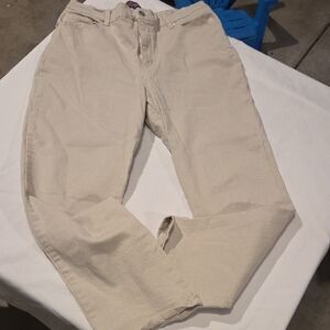 Gloria Vanderbilt Women's Cream Straight Leg Pants